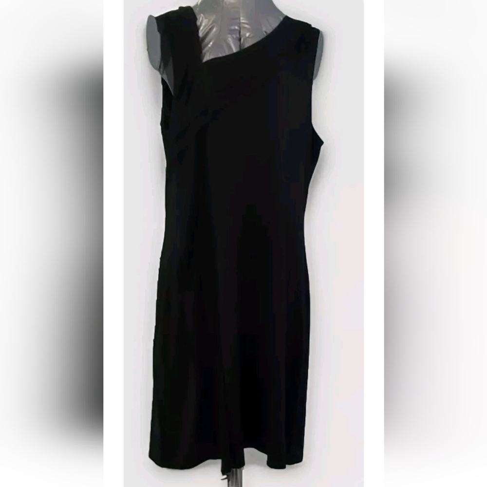 Save The Queen Black One Shoulder Sheath Dress
